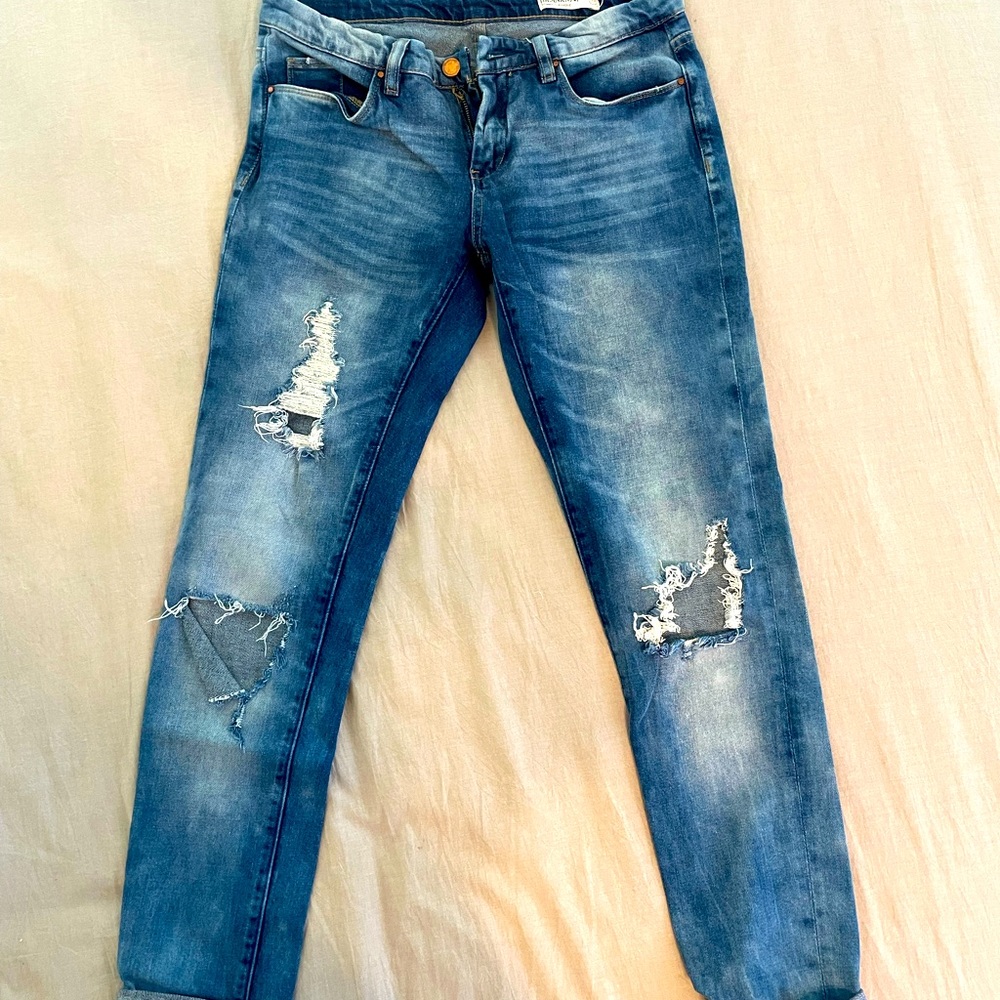 Blank nyc distressed jeans